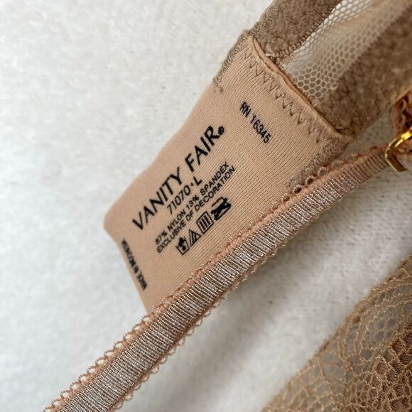 Vanity Fair Wireless Lace Bralette Honey Beige Large Bra Lightly Padded Comfy - Picture 8 of 12